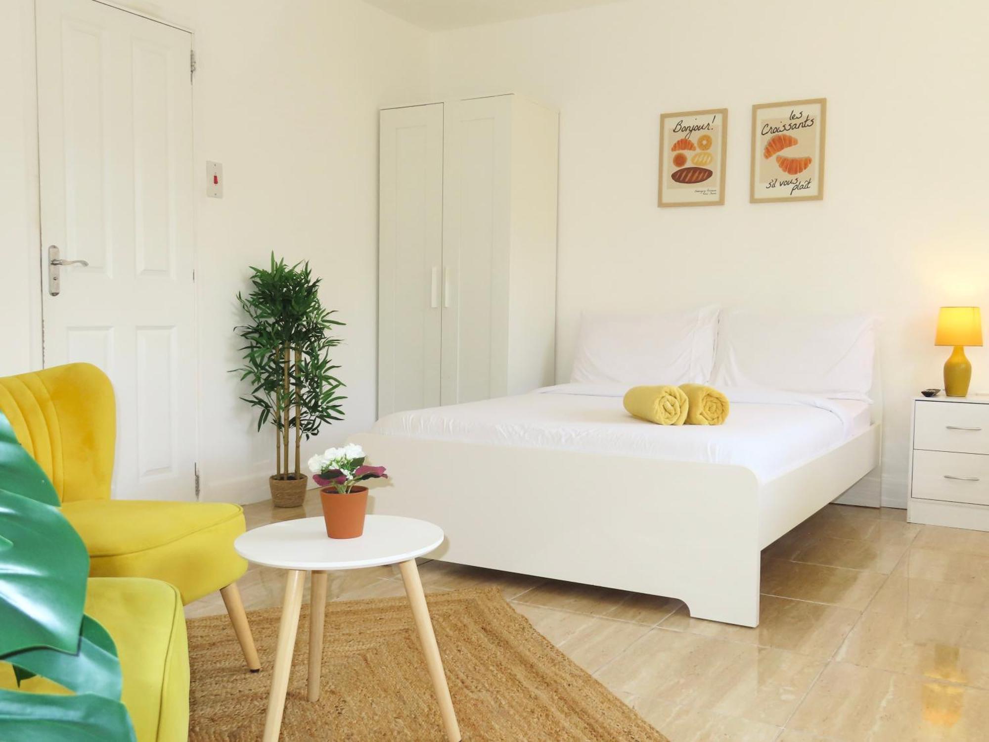 Apartment 9 Mins To Nec, Bhx & World With Free Parking